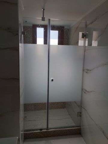 ΑΝΟΙΓΟΜΕΝΕΣ ΝΤΟΥΖΙΕΡΕΣ